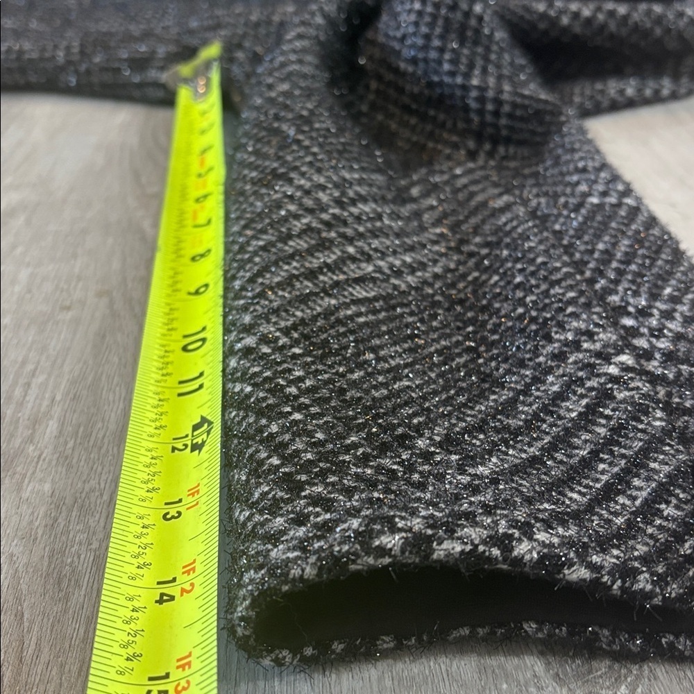 Escada Black Tailored Blazer with Subtle Shimmer | Size 42 Timeless luxury - Picture 8 of 12